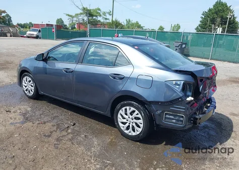 2017 Toyota Corolla Le z USA, uszkodzony, nr VIN 2T1BURHEXHC951485